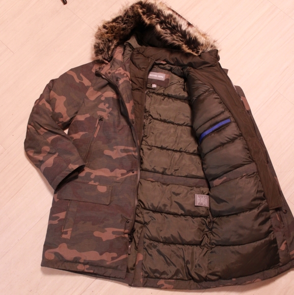 winter coat - Picture 2 of 3